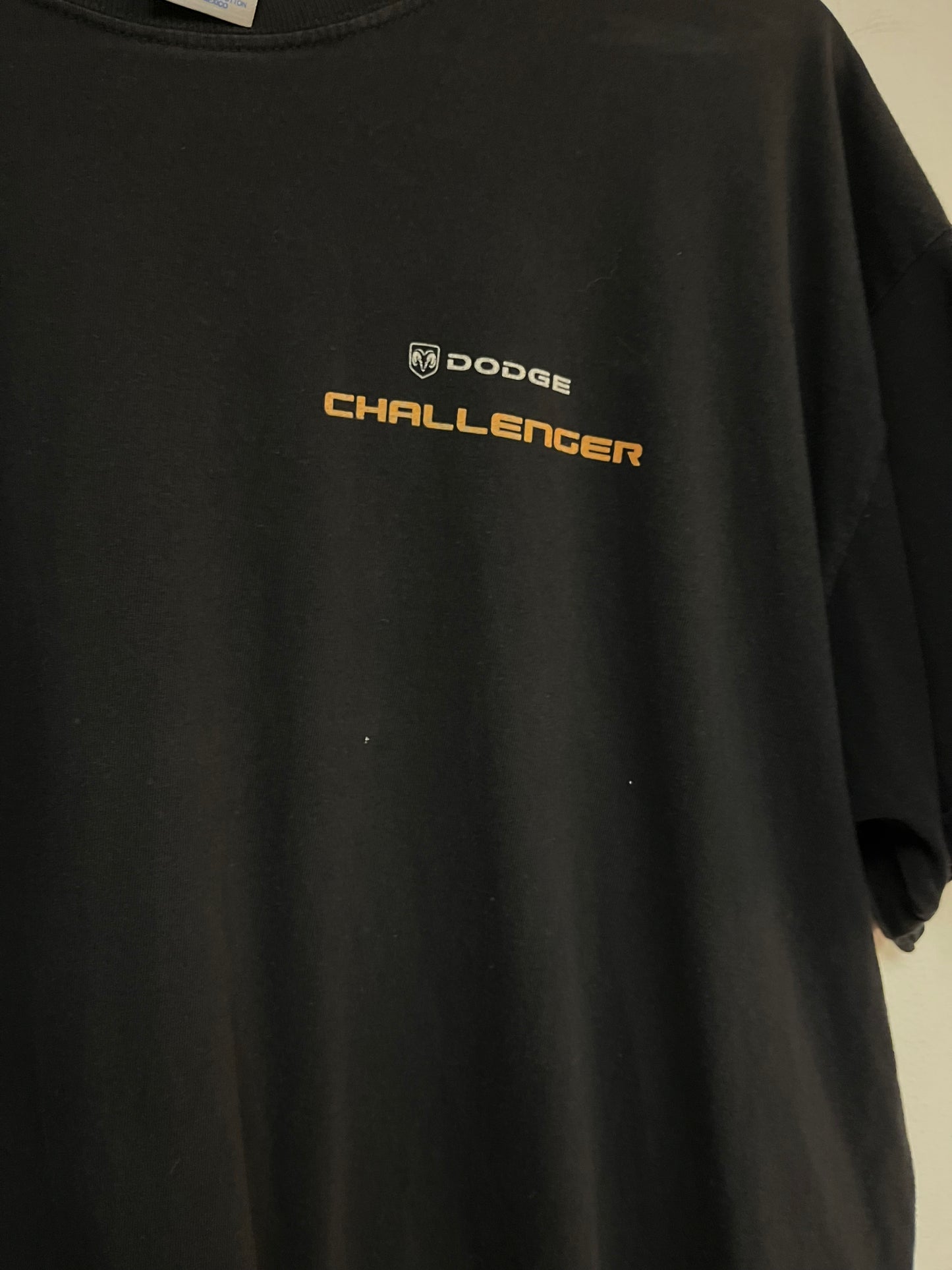 (XL) ‘07 Dodge Challenger Tee
