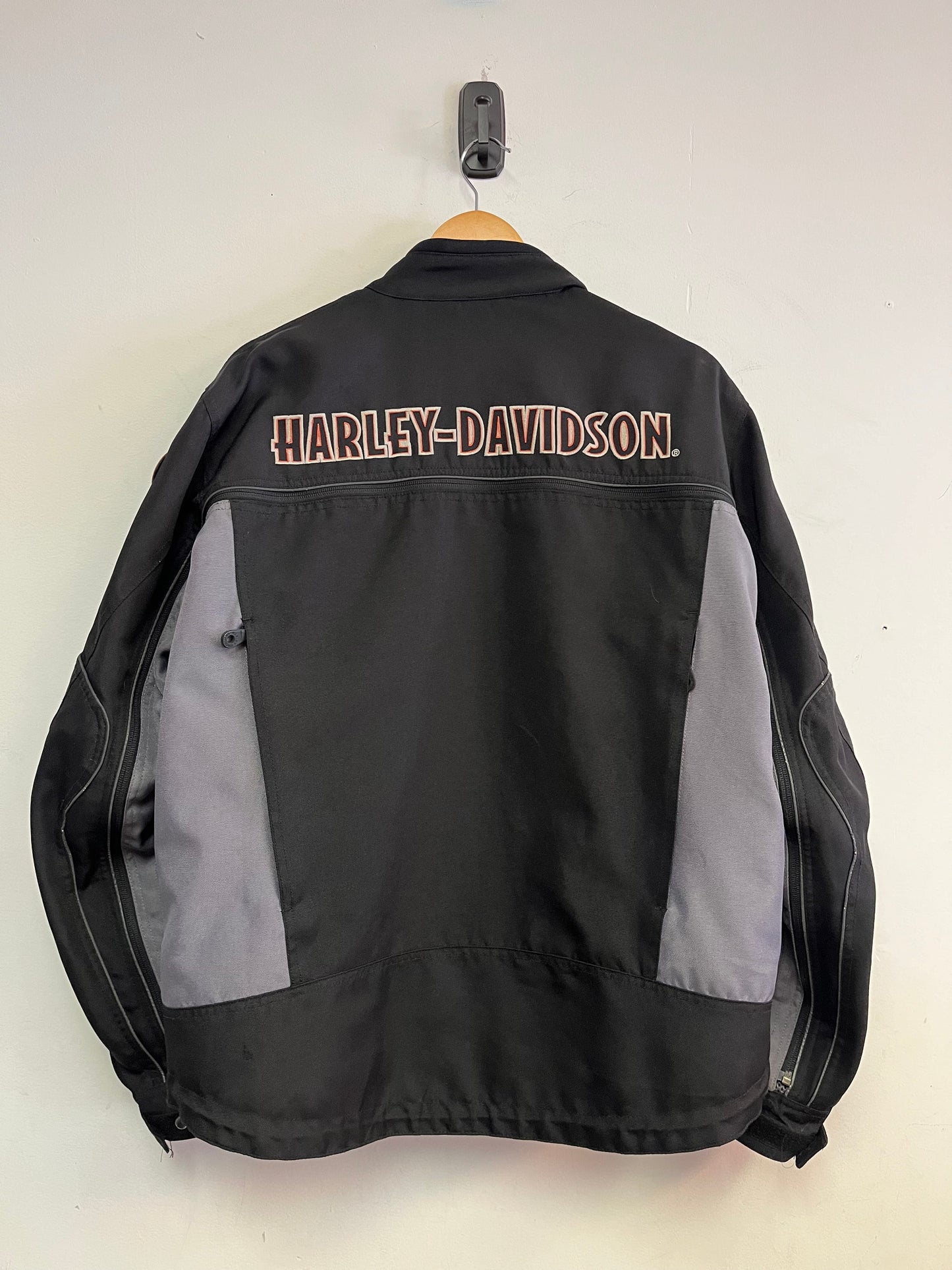 (L) Harley Davidson Jacket