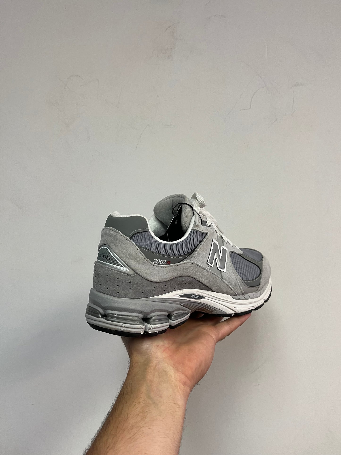 New Balance Gore-Tex 2002R