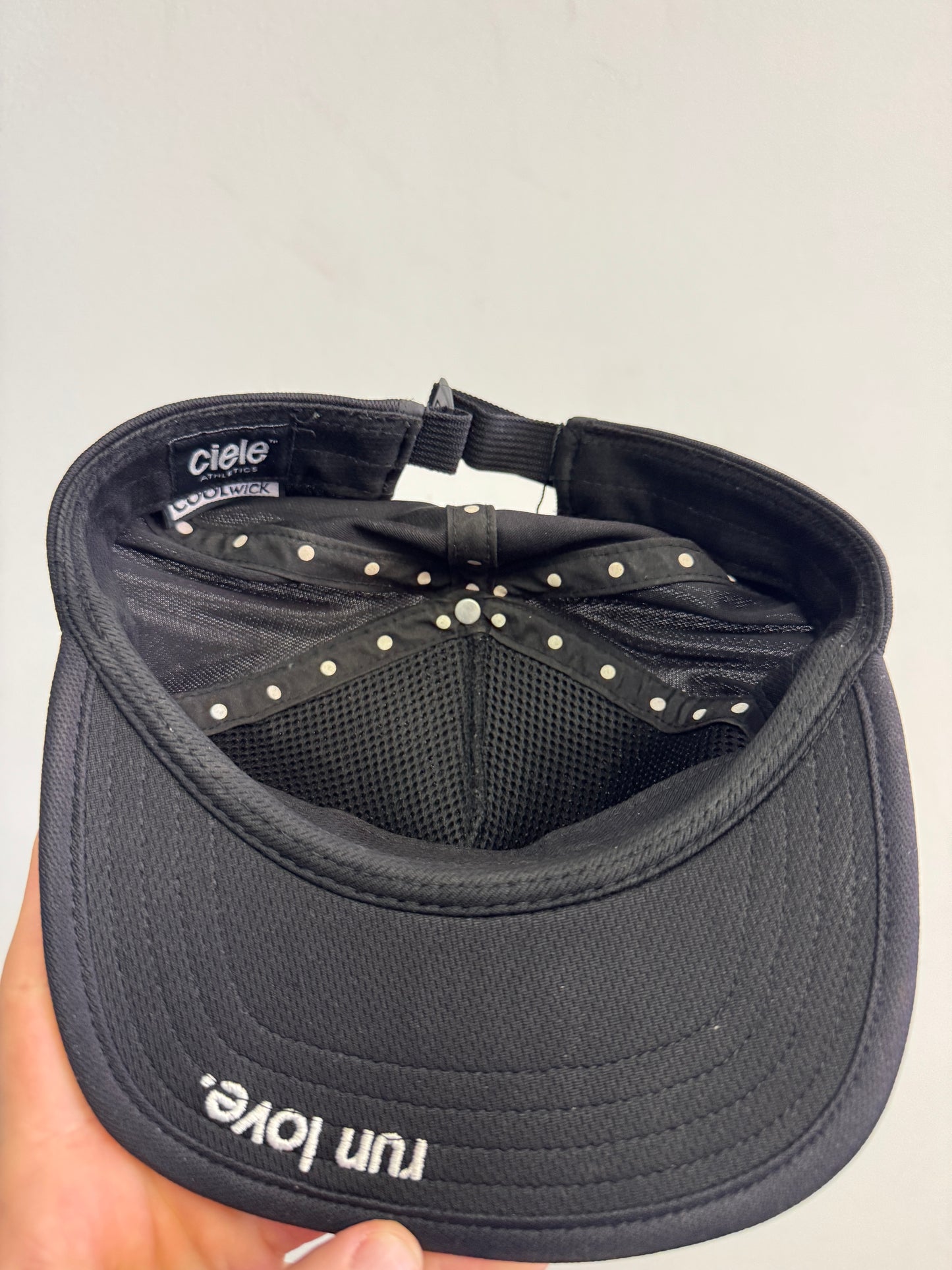Ciele Hat