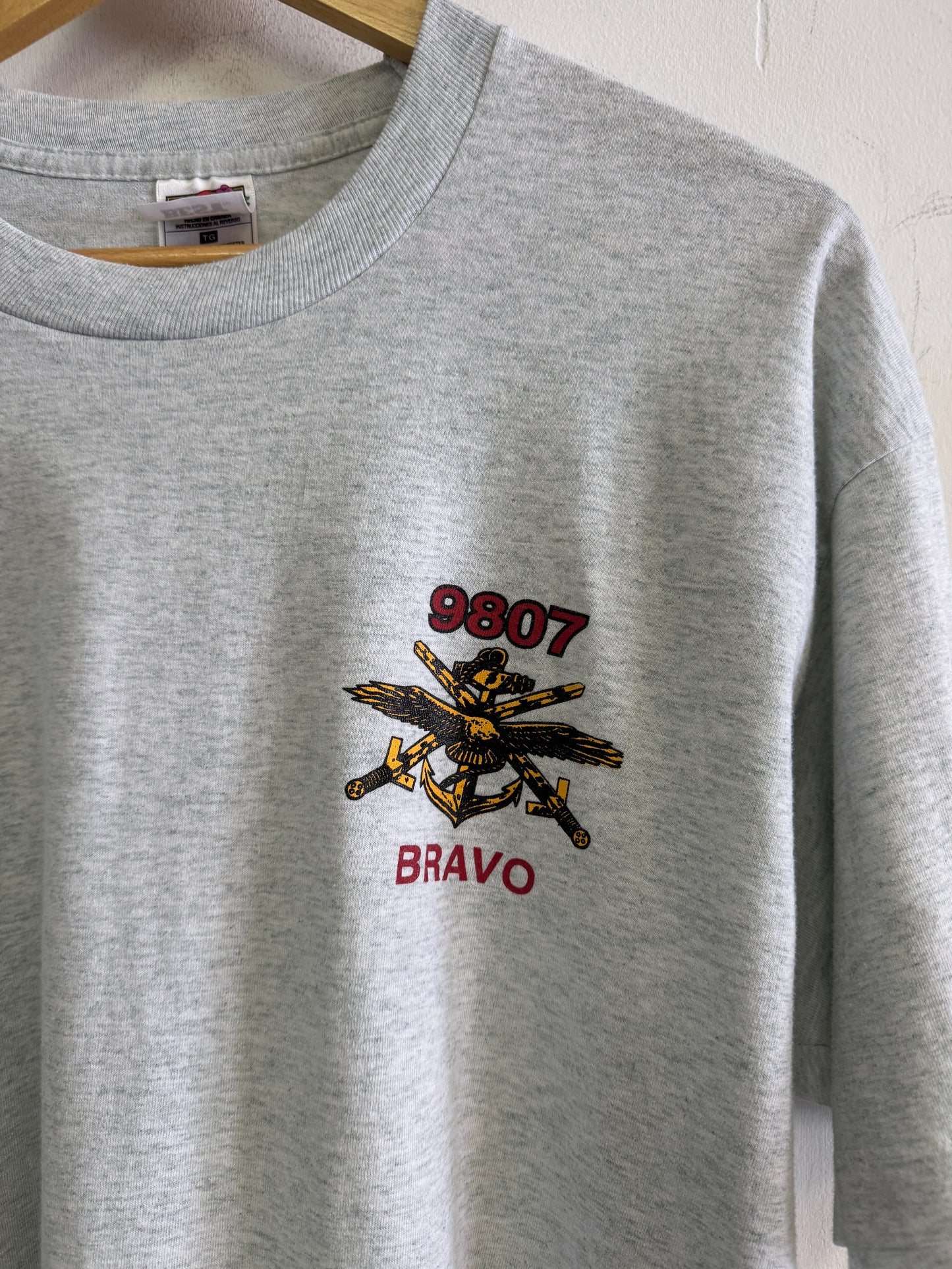 (XL) 90’s Canadian Army tee