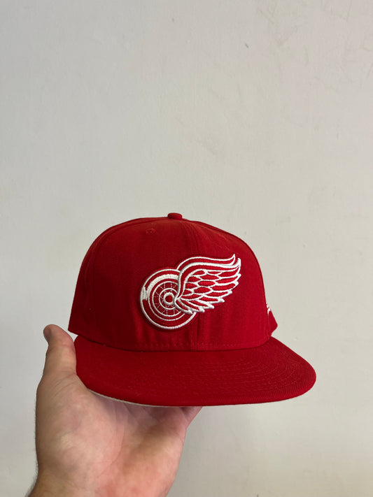 Detroit Red Wings Fitted Hat
