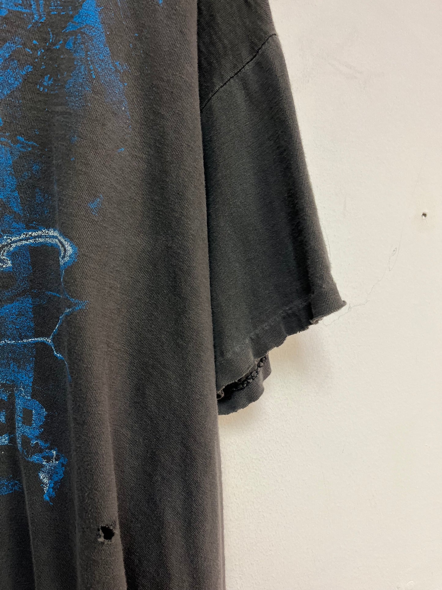 (XL) 1996 Trashed AC/DC “Ballbreaker” Tour Tee