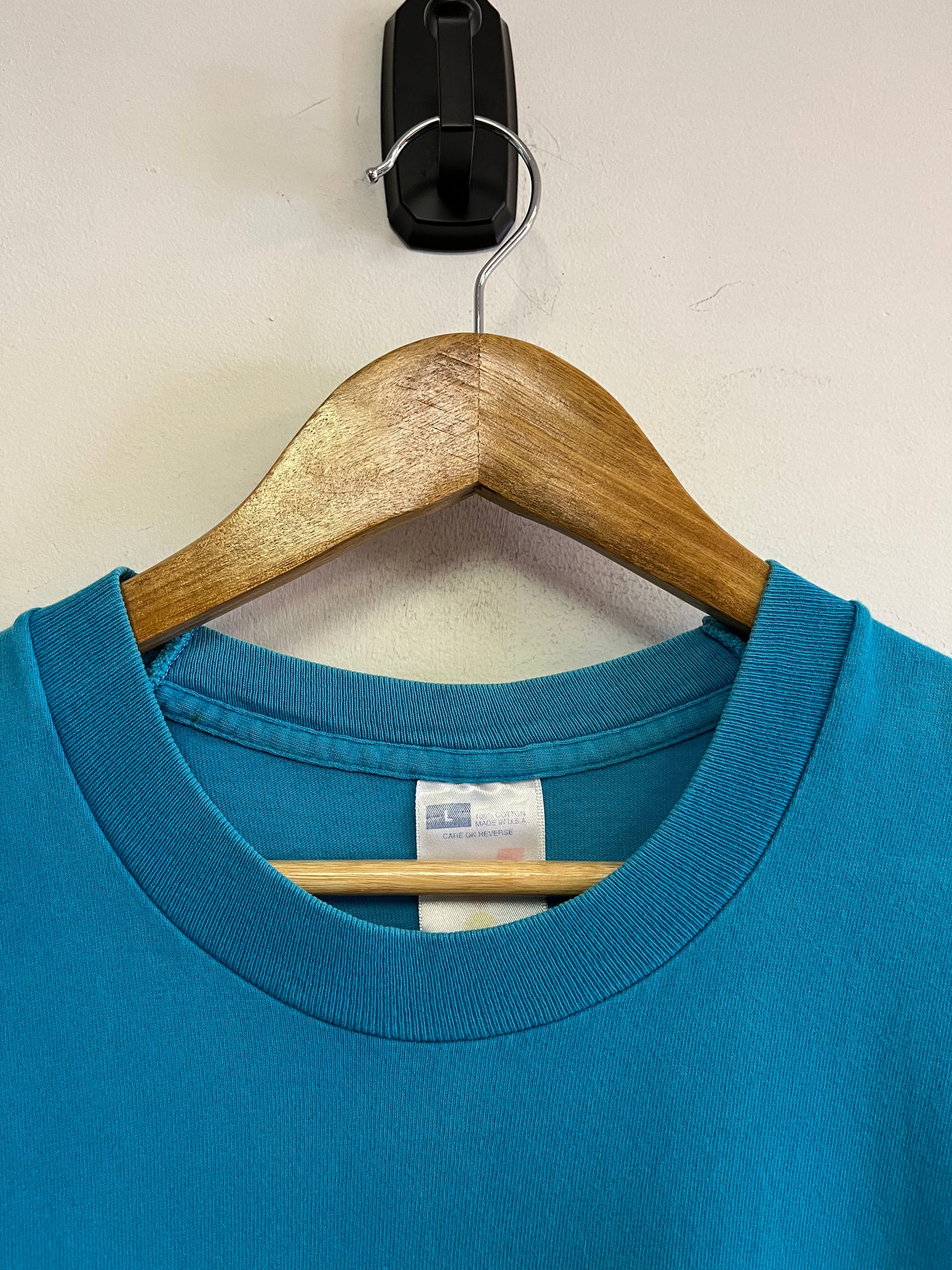 (M) 90’s Charlotte Hornets Tee