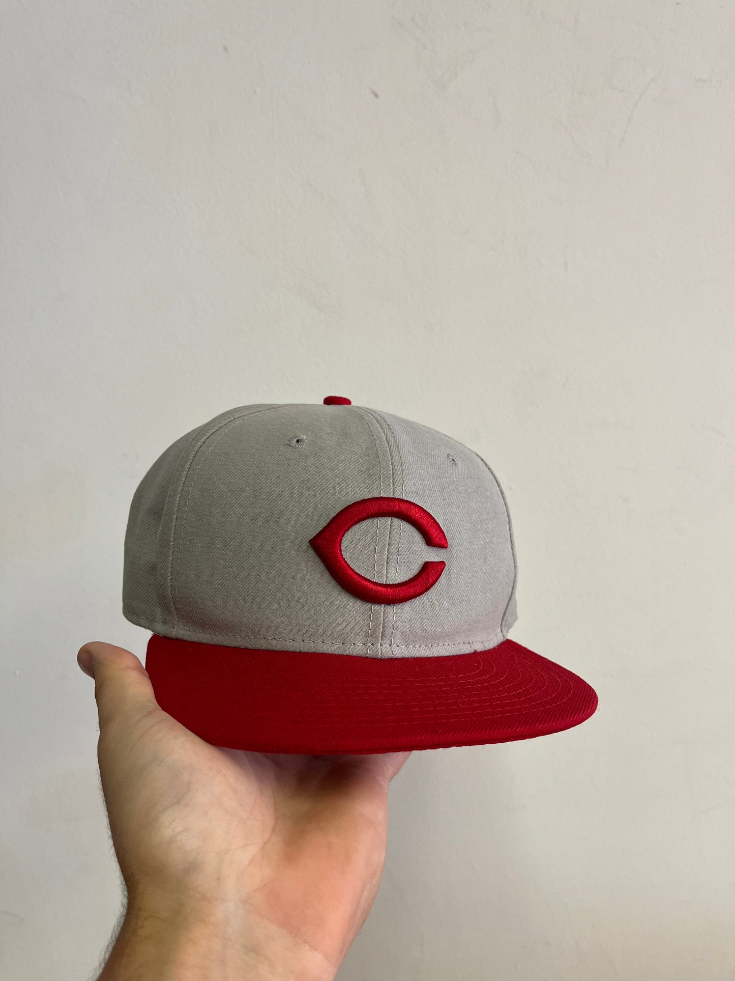 Cincinnati Reds Fitted
