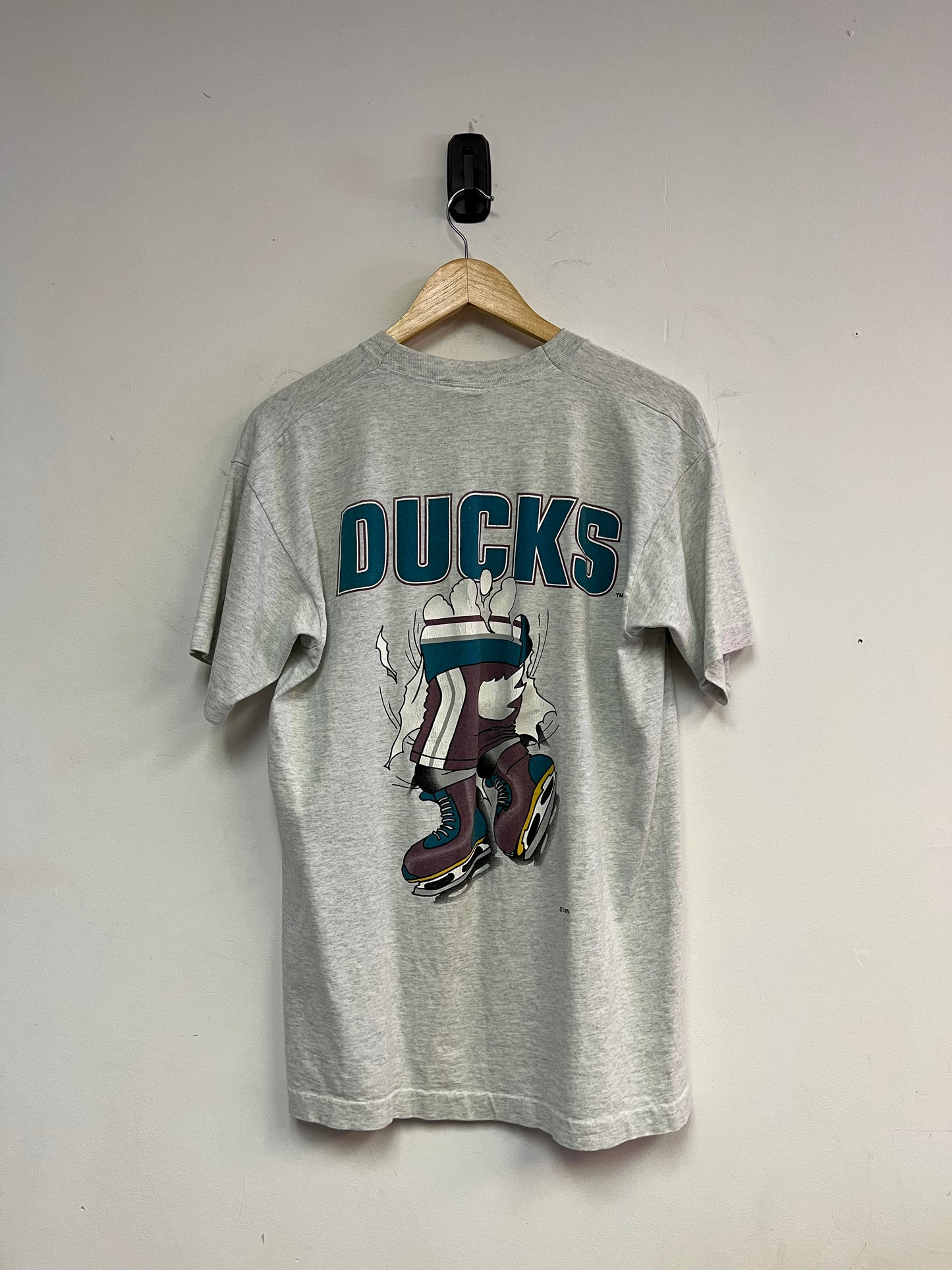 (M/L) 90’s Mighty Ducks Tee