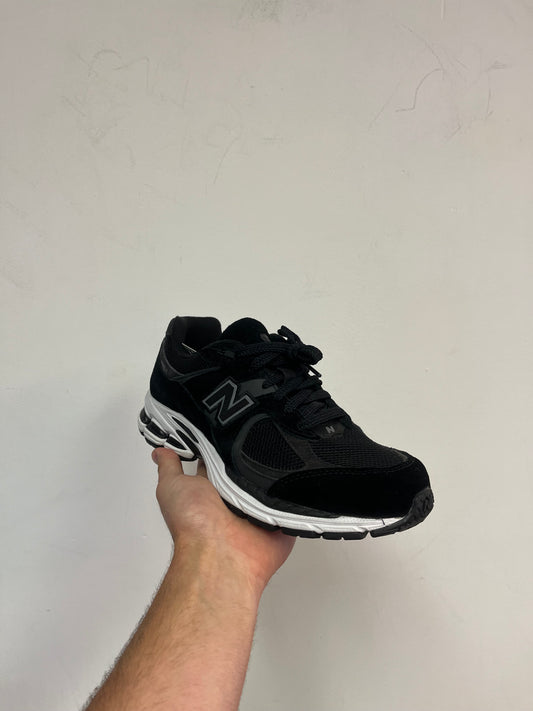 New Balance 2002R