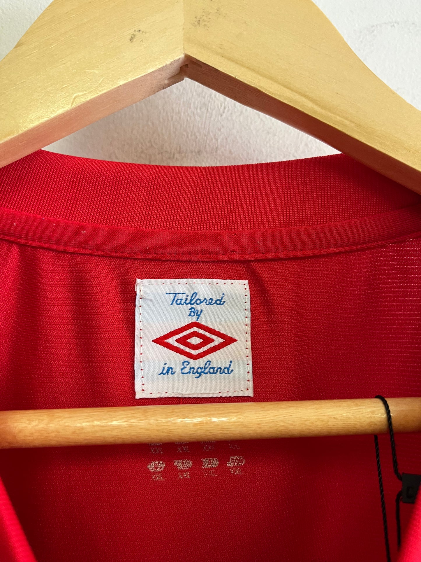 (L) 2010 FIFA England Jersey