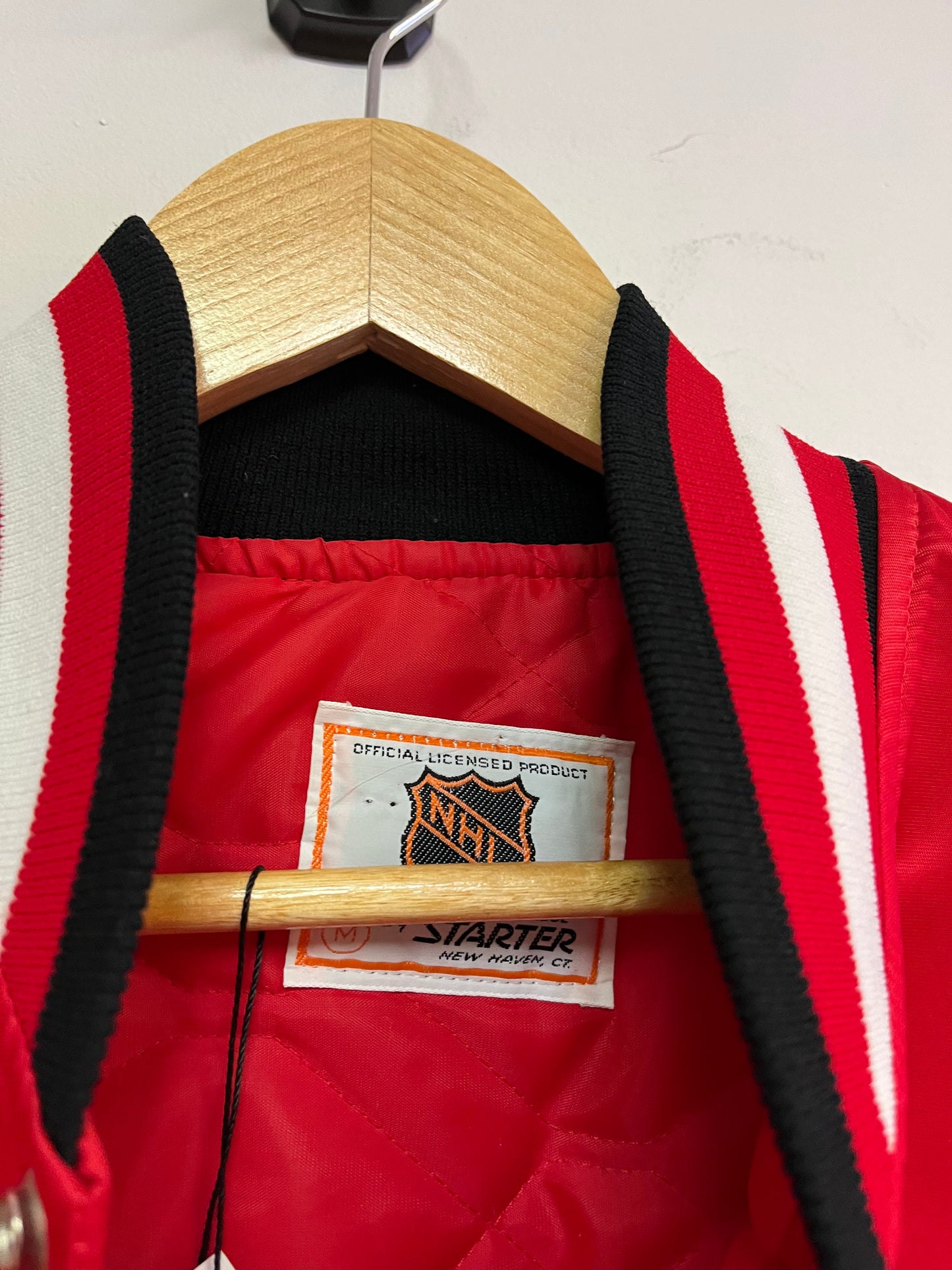 (M) 80’s Starter Chicago Black Hawks Satin Jacket