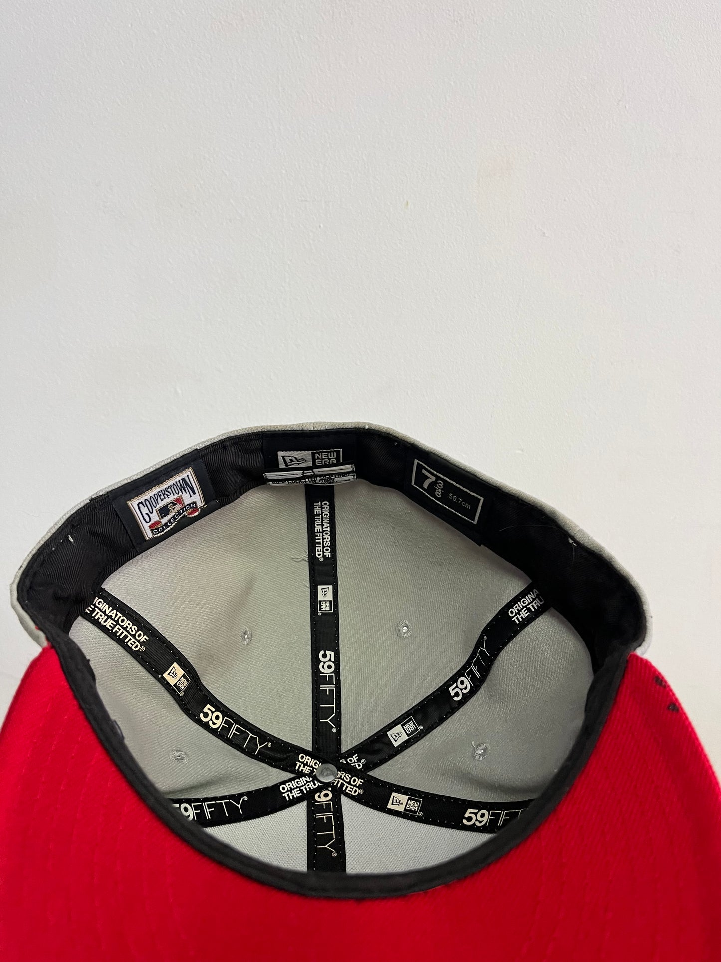 Cincinnati Reds Fitted