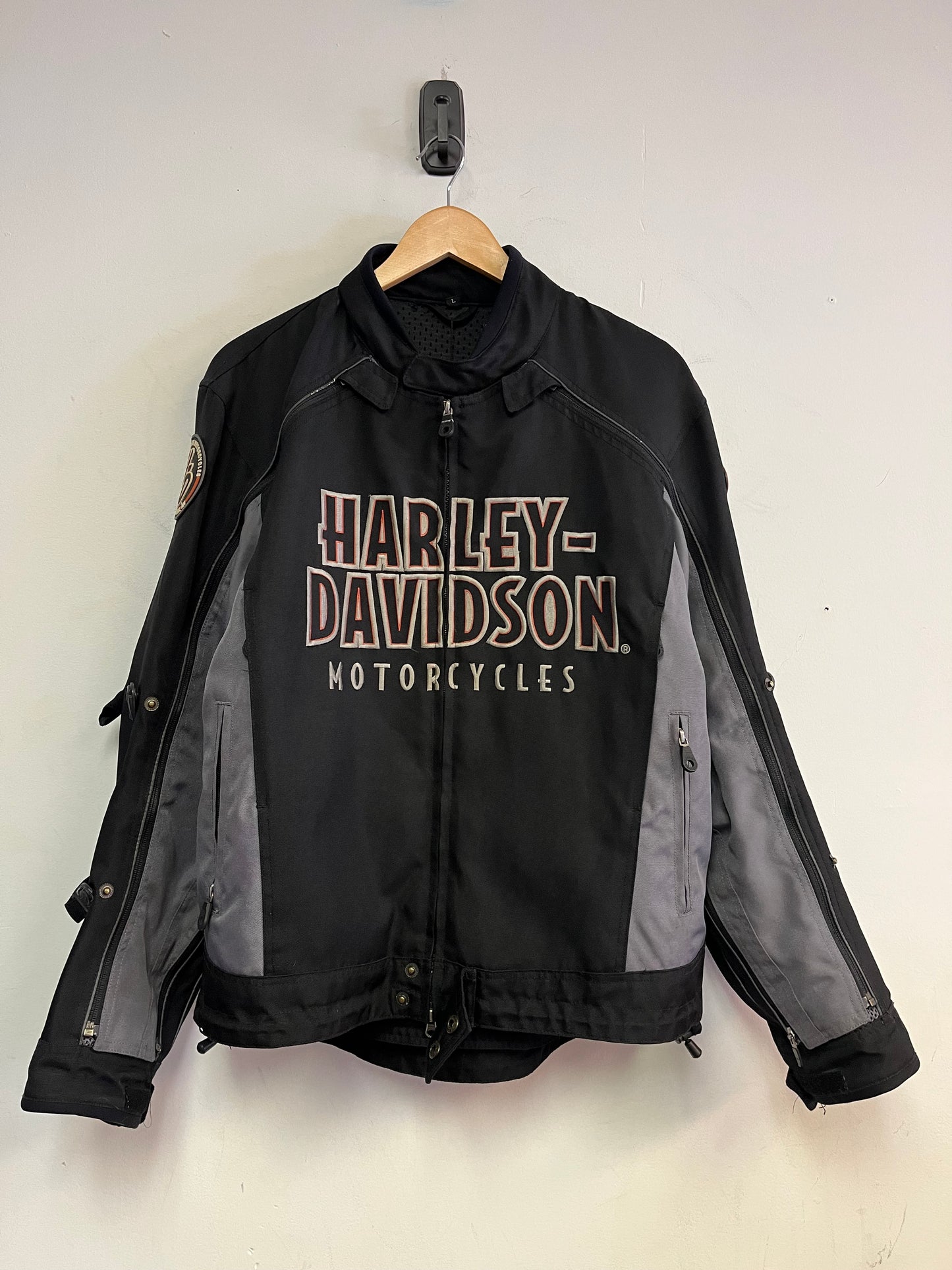 (L) Harley Davidson Jacket