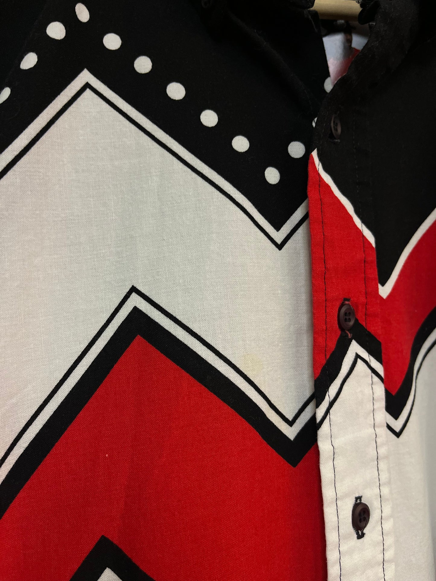 (XL) 90’s Brooks & Dunn Button Up