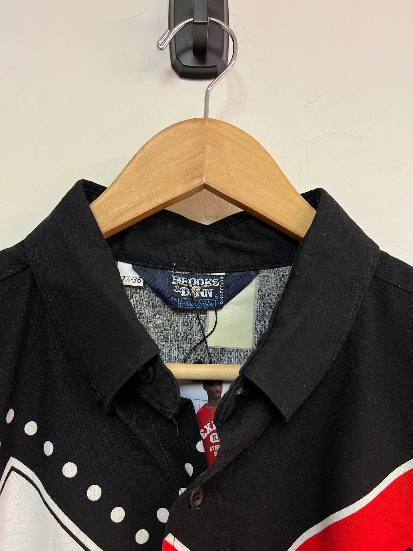 (XL) 90’s Brooks & Dunn Button Up