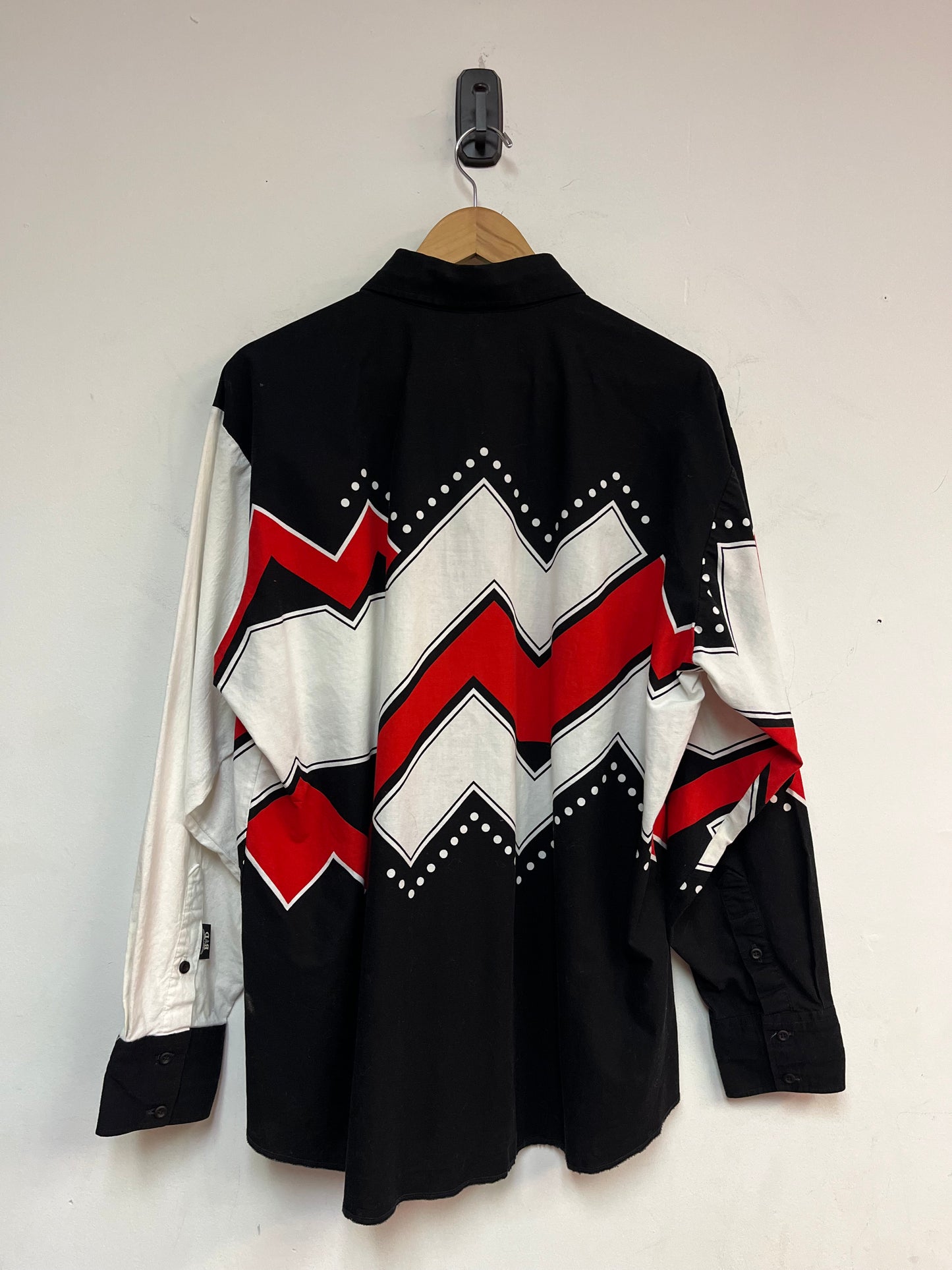 (XL) 90’s Brooks & Dunn Button Up