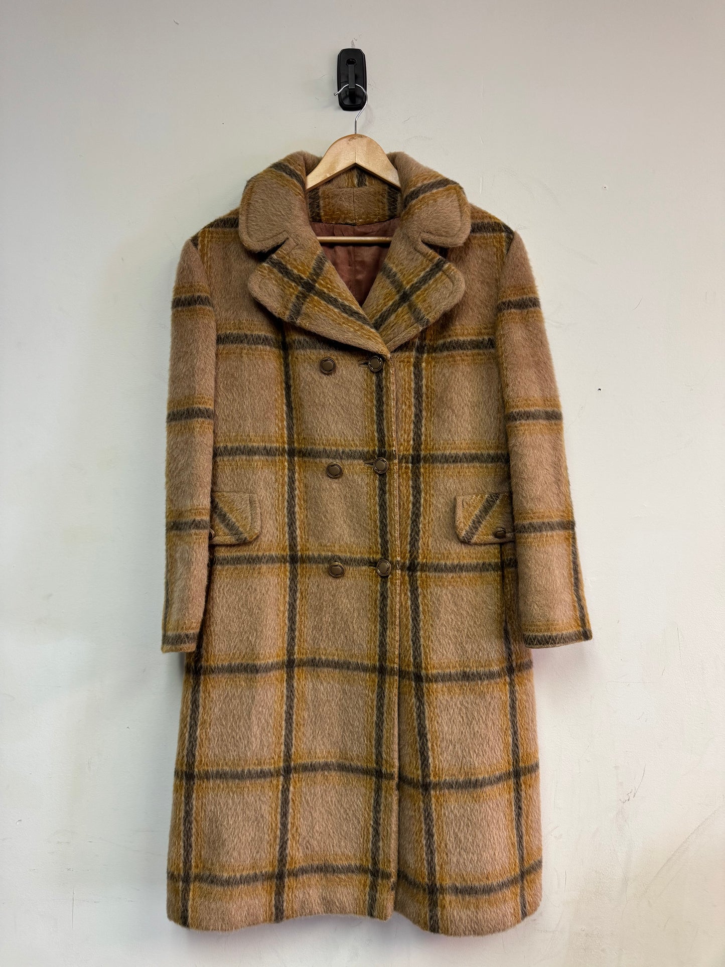(L) 100% Mohair Long Coat