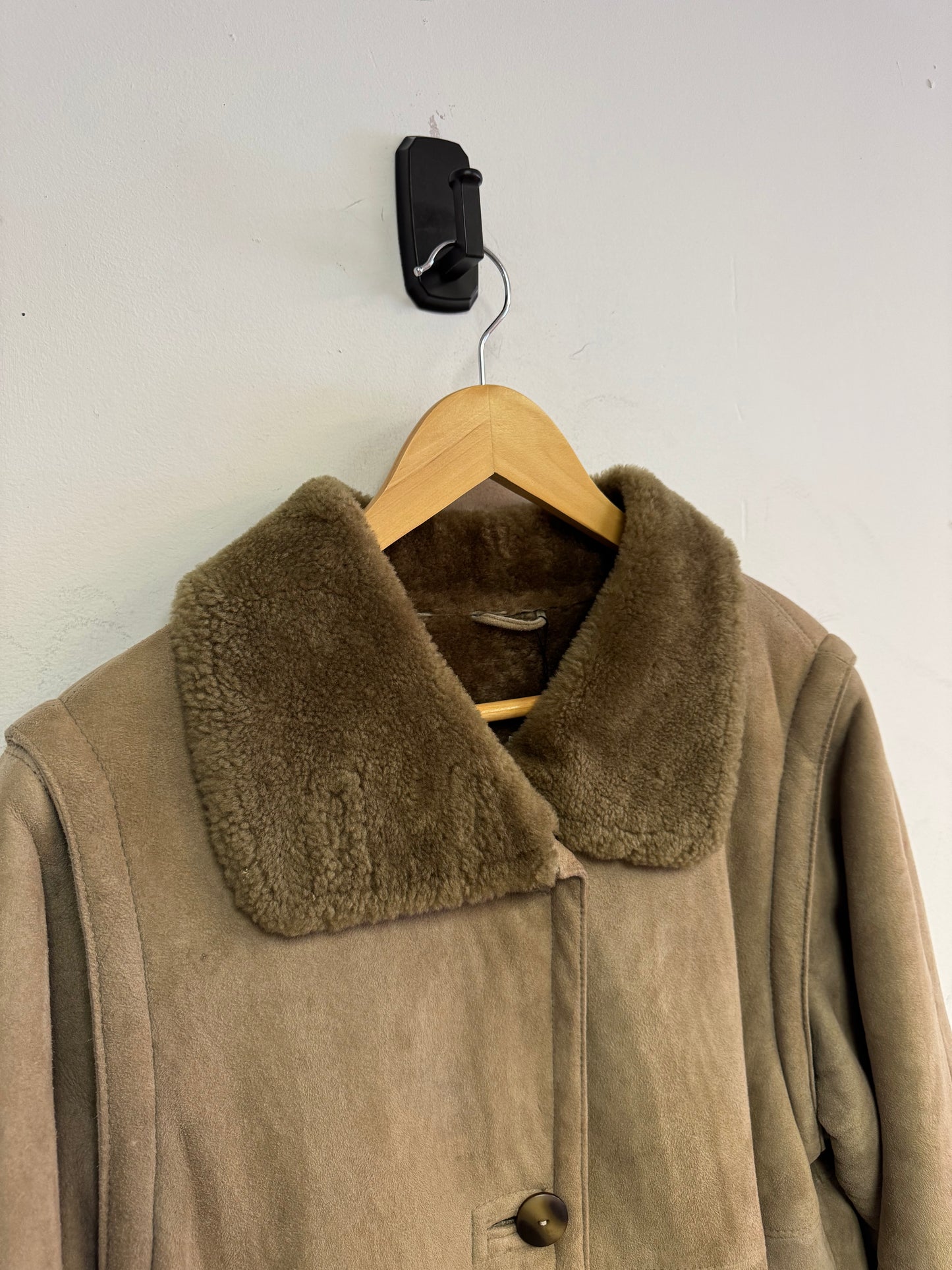 (M) Danier Sheepskin Coat