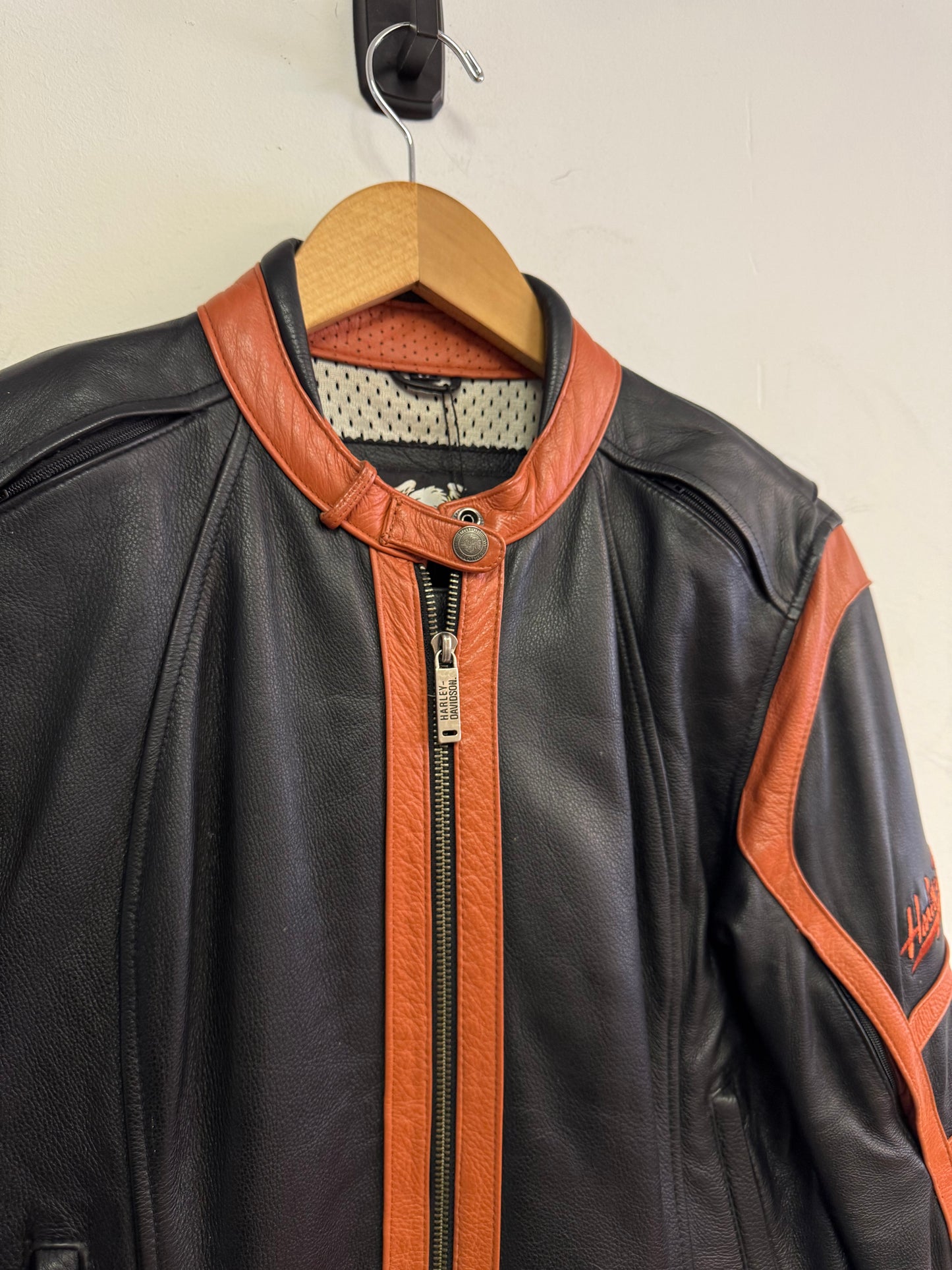 (M) Harley Leather Jacket