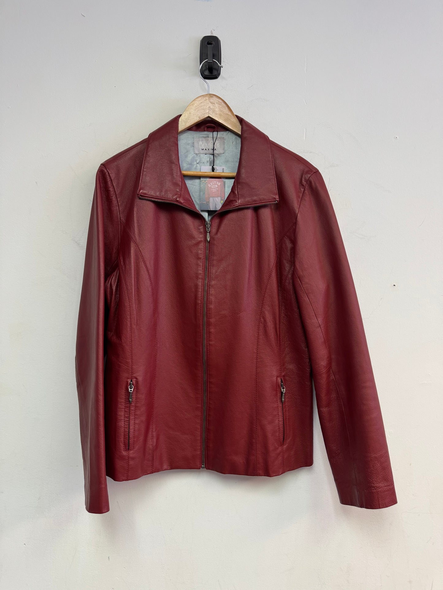 (L) Wilson’s Genuine Leather Jacket