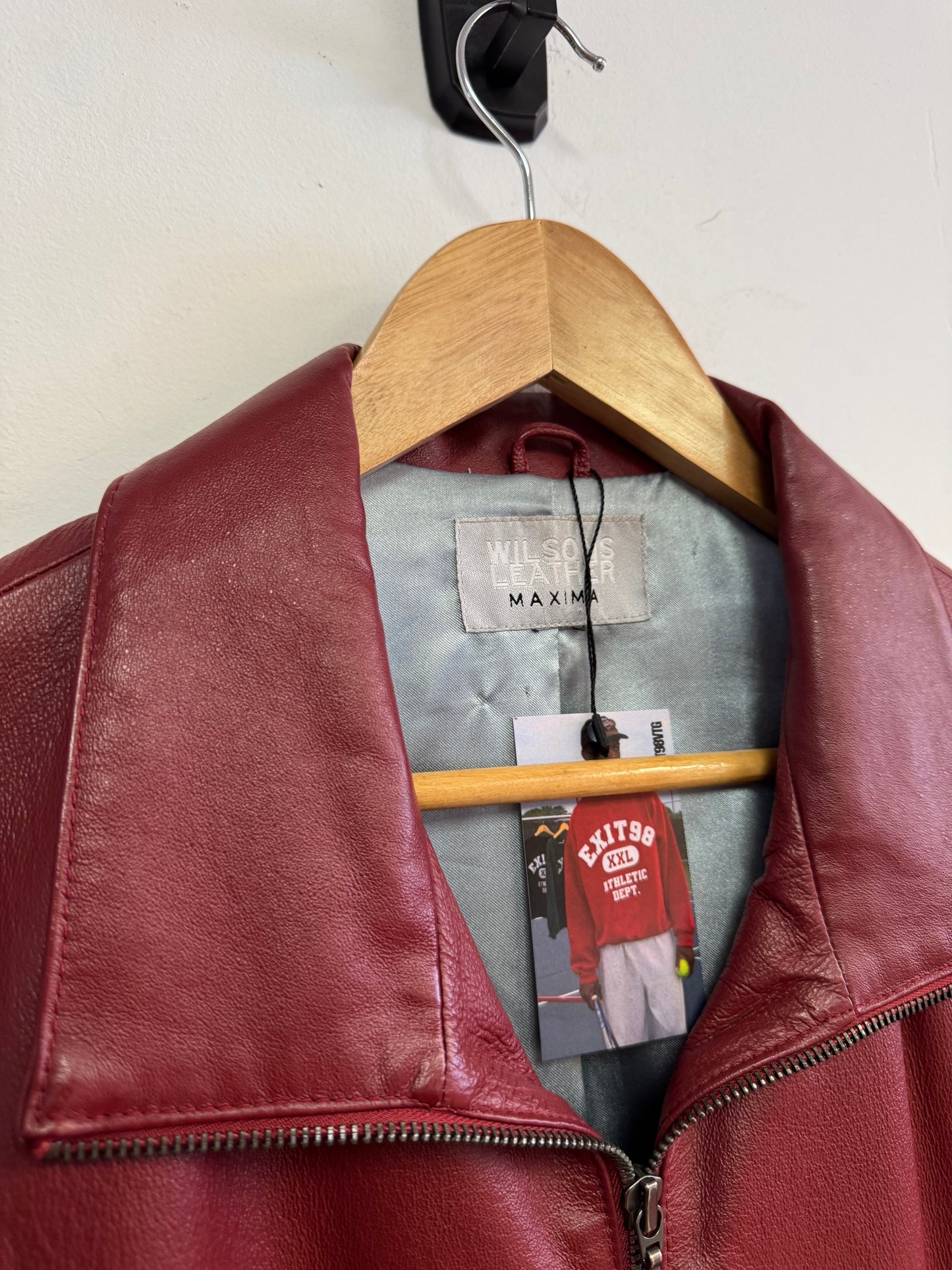 (L) Wilson’s Genuine Leather Jacket