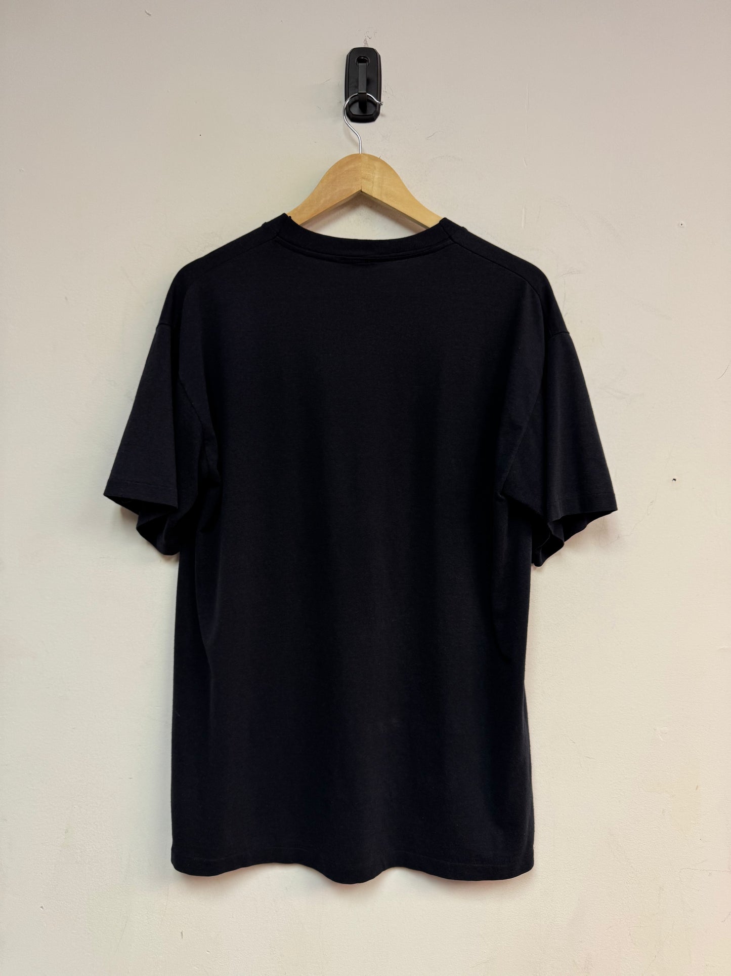 (L) 90’s Toronto Maple Leafs Tee